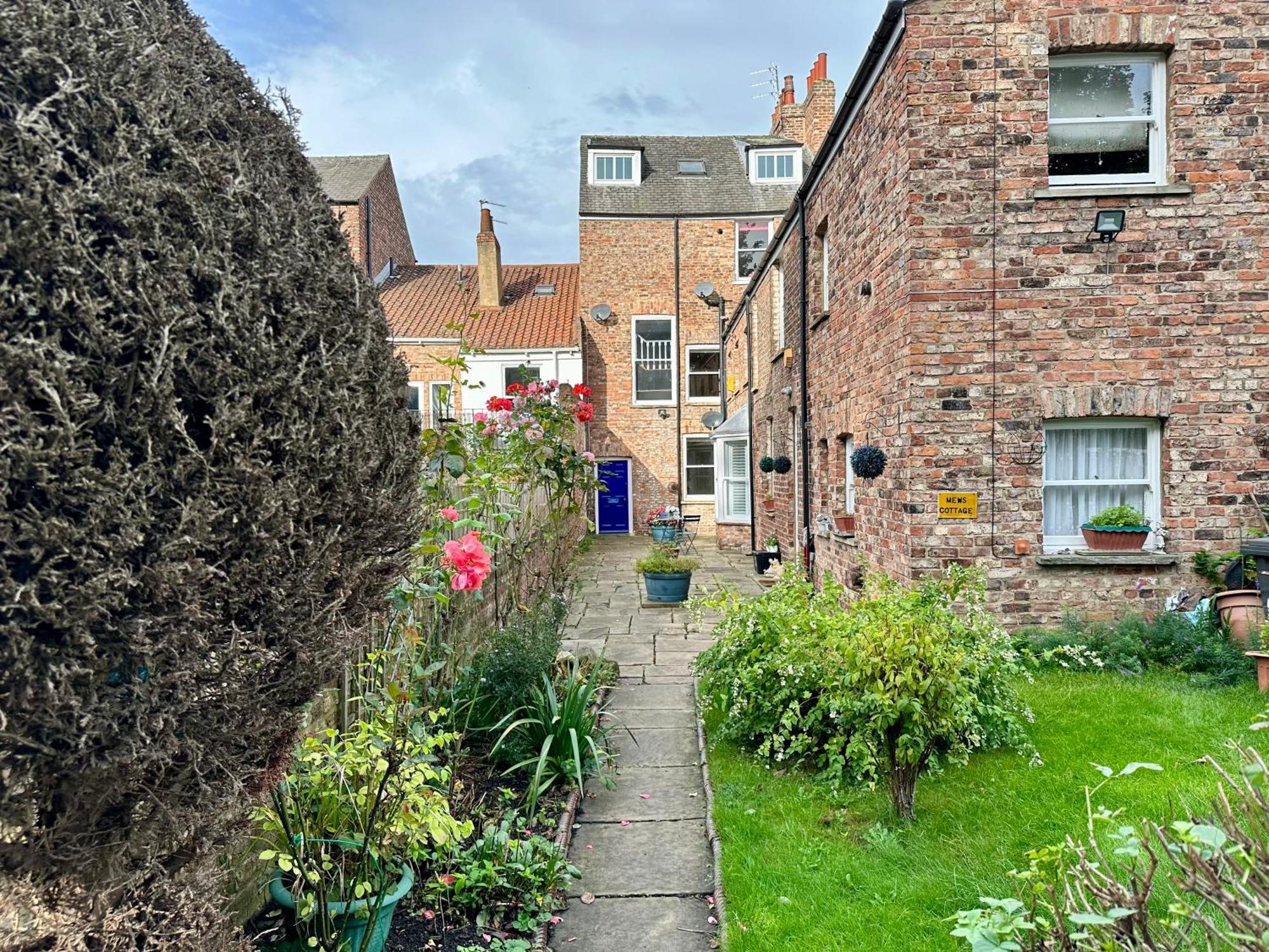 Gillygate Nest With Free Allocated Parking *